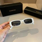 巴黎世家（Balenciaga）金标白方框太阳镜