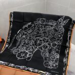 新款双面丝印 姆米斜纹真丝方巾 黑色款