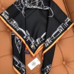 新款双面丝印 姆米斜纹真丝方巾 黑色款 - 图片 3