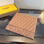 新款极品‼️Fendi今年最火的围巾 - 图片 2