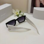 普拉达 Symbole 系列太阳镜 黑框 - 图片 4