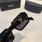 普拉达（PRADA）Symbole 系列醋酸纤维几何框太阳镜 - 图片 2