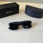 普拉达（Prada）Linea Rossa 系列红标方框太阳镜 - 图片 2