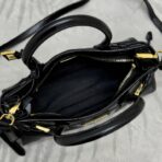 普拉达（Prada）Mini Galleria 黑色亮面皮革手提斜挎包 - 图片 4