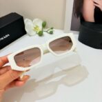 普拉达（Prada）SPR09Z 系列白色方框三角标太阳镜 - 图片 3