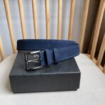 普拉达（Prada）蓝色绒面革暗银色板扣男士腰带