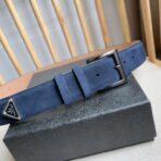 普拉达（Prada）蓝色绒面革暗银色板扣男士腰带 - Imagem 2