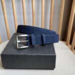 普拉达（Prada）蓝色绒面革银色板扣男士腰带