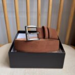 普拉达（Prada）褐色绒面革暗灰色板扣男士腰带 - Imagem 2