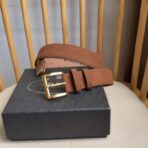 普拉达（Prada）褐色绒面革金色板扣男士腰带 - Imagem 2