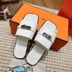 爱马仕 Empire 系列 Kelly 扣拼布穆勒拖鞋 白色