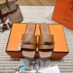 爱马仕 Empire 系列 Kelly 扣拼布穆勒拖鞋 金棕色