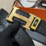 爱马仕 H 雕纹皮带扣 & 双面皮腰带 - Imagem 3