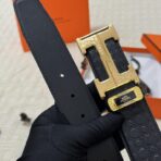 爱马仕 H 雕纹皮带扣 & 双面皮腰带 - Imagem 2