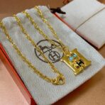 爱马仕 Petit h 系列 动物图案吊坠项链