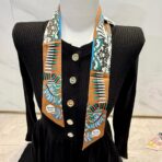 爱马仕 “从洋伞到对决”Twilly小丝巾 棕色 - Imagem 4