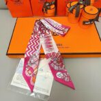 爱马仕 “从洋伞到对决”Twilly小丝巾 玫红色 - Imagem 3