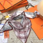 爱马仕 HERMES/2025 三角形方巾 - 图片 2