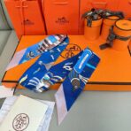 爱马仕 “翱翔天际之梦”Twilly小丝巾 深蓝色