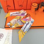 爱马仕(Hermes) “军刀进行曲”Twilly小丝巾 黄色 - Imagem 2