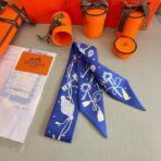 爱马仕Hermes “圆点钥匙”Twilly小丝巾 蓝色