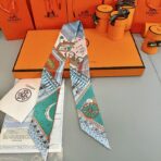 爱马仕(Hermes) “奇珍异宝”Twilly小丝巾 绿色