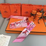 爱马仕(Hermes)Twilly丝巾 粉色 - 图片 2