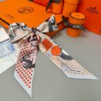 爱马仕Hermes“优雅骑士”Twilly小丝巾 淡黄色 - 图片 4