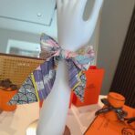 爱马仕Hermes树之歌小丝巾 飘带 粉紫撞色 - Imagem 2