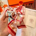 爱马仕Twilly 顶级斜纹真丝飘带 红白撞色 - 图片 3