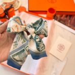 爱马仕Twilly 顶级斜纹真丝飘带 蓝绿撞色 - 图片 3