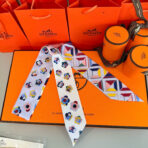 爱马仕Twilly小丝巾 浅蓝色 - 图片 4