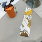 爱马仕Twilly小丝巾 白金色