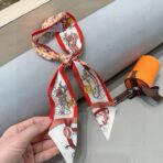 爱马仕Twilly(新型马车)丝巾 红色 - 图片 2