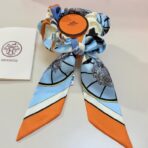 爱马仕Twilly跳跃的弹簧束发带 发圈 蓝橙撞色 - Imagem 4