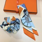 爱马仕Twilly跳跃的弹簧束发带 发圈 蓝橙撞色