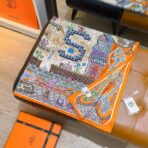 爱马仕《丝巾大探险》橙色调斜纹真丝方巾 - 图片 3