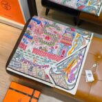 爱马仕《丝巾大探险》粉色调斜纹真丝方巾 - 图片 4