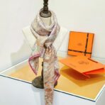 爱马仕《巴勒莫植物园》浅紫橙撞色方巾 - 图片 4