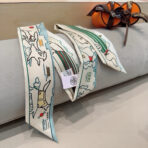 爱马仕《巴黎爱犬》束发带 白色 - Imagem 2