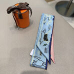 爱马仕《巴黎爱犬》束发带 蓝色 - Imagem 3