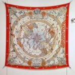 爱马仕《星辰合唱曲》  橙色围巾 - 图片 3