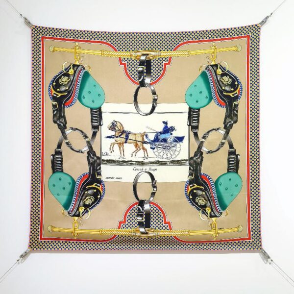 爱马仕《马车先生》斜纹真丝方巾 浅棕色款