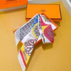 爱马仕【万花筒效应】小丝巾 米灰色 - 图片 3