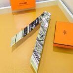 爱马仕【亚马逊庆典】丝巾 绿色款