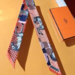 爱马仕【优雅骑士】Twilly小丝巾 橙色款