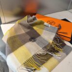 爱马仕 巴宝莉非常正的男女围巾 格子款 - 图片 3