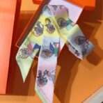 爱马仕【马车接龙】Twilly小丝巾 米黄色 - Imagem 2