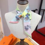 爱马仕【马车接龙】Twilly小丝巾 米黄色 - Imagem 4