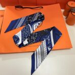 爱马仕“亚马逊庆典”Twilly小丝巾 蓝色 - Imagem 2